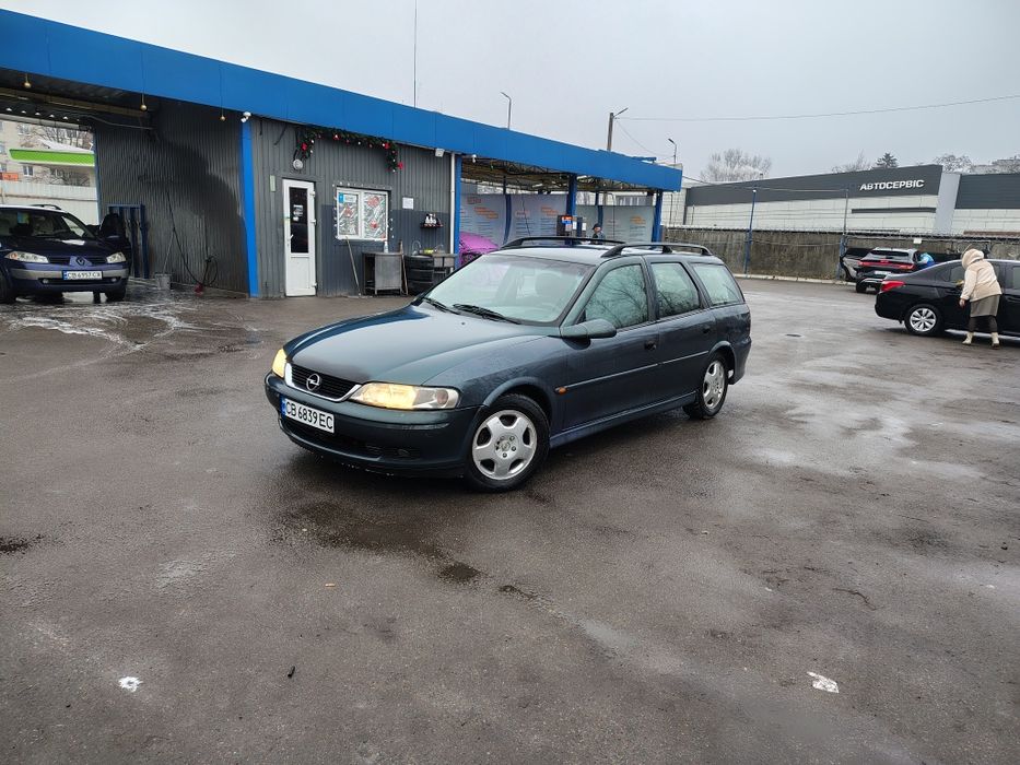 Машина в хорошем состоянии, звоните все раскажу, с документами полный порядок!