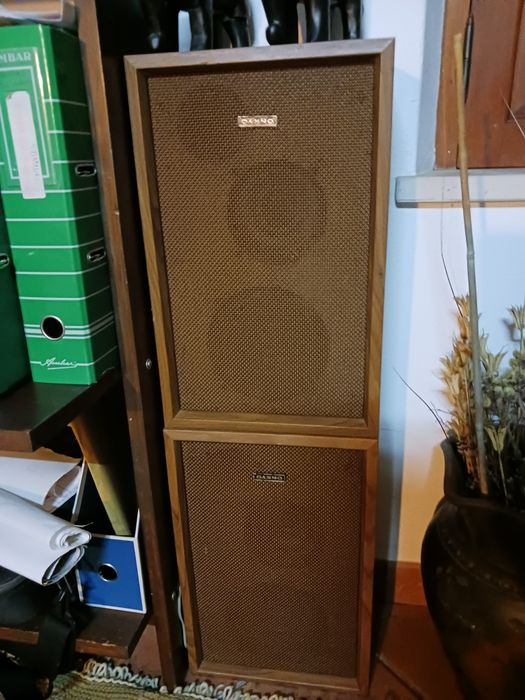 Gira discos,sintonizador e rádio