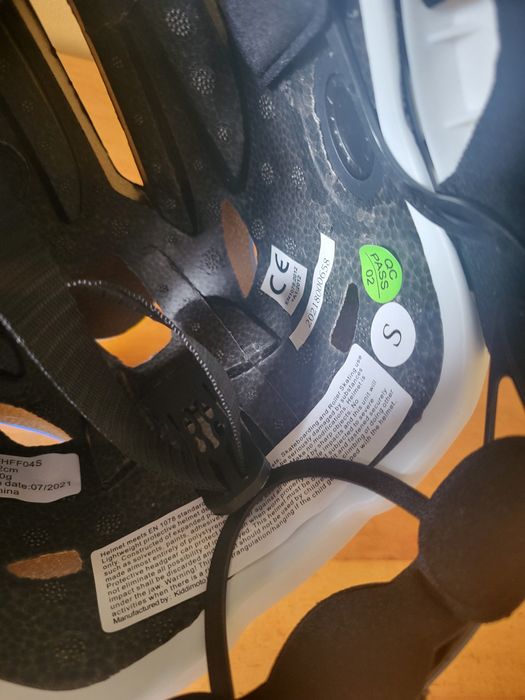 Прдам детский шлем kiddimoto