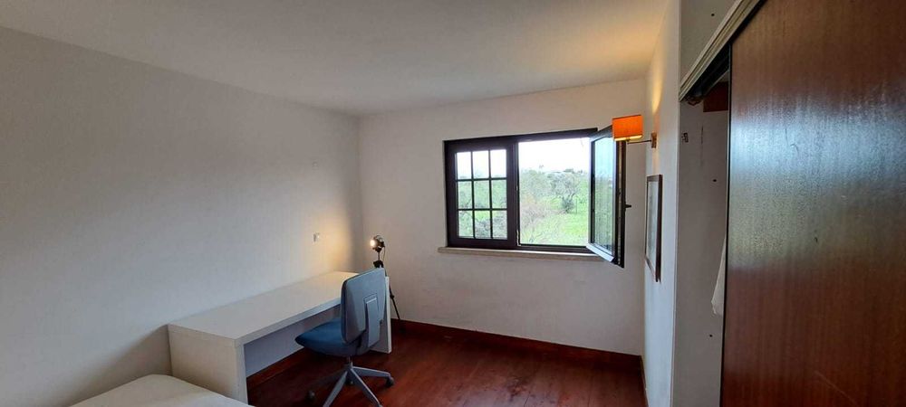 Quarto Albufeira / Guia numa vivenda com despesas incluídas