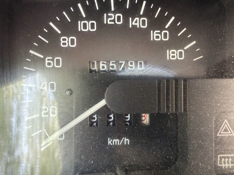 Renault Clio 1.1 RL  65mil kms