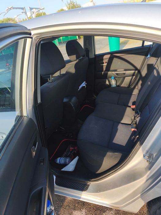 Carro modelo Mazda 3