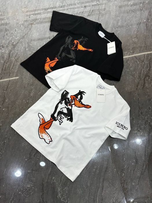 Оверсайз футболка мужская BALENCIAGA черная порванная унисекс рванная