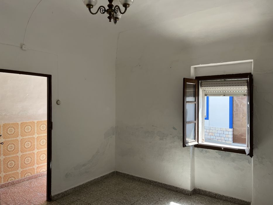 Moradia T1 Redondo Terreno 207m2 RESERVADO