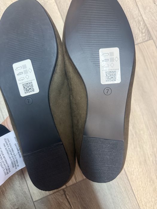 (40) Asos Design/ Zielone khaki baleriny z Londynu, Nowe