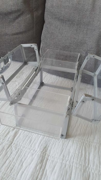 Kuferek total clear kosmetyki aluminiowy