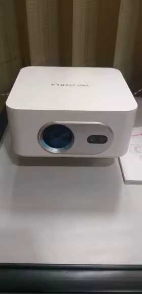Проектор Magcubic HY300 Max 400 ANSI, Android 14 , Автофокус