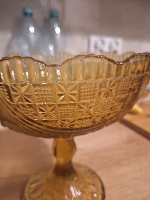 Owocarka, patera ząbkowice