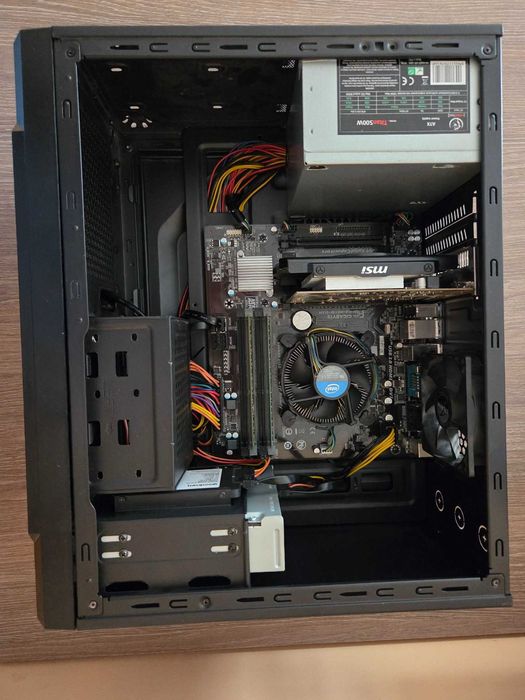 Komputer procesor i5-4590