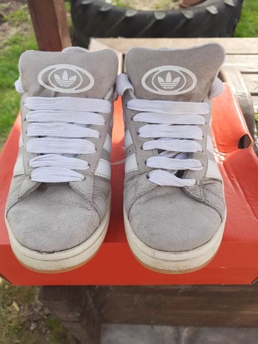 Взуття campus б/у