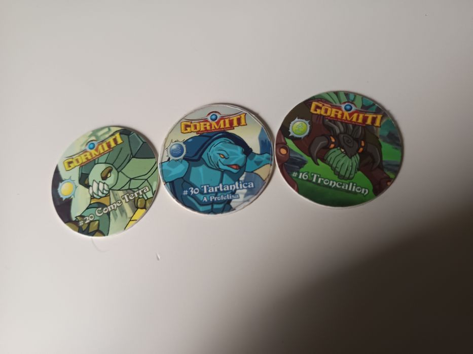 Tazos Gormitis e outros