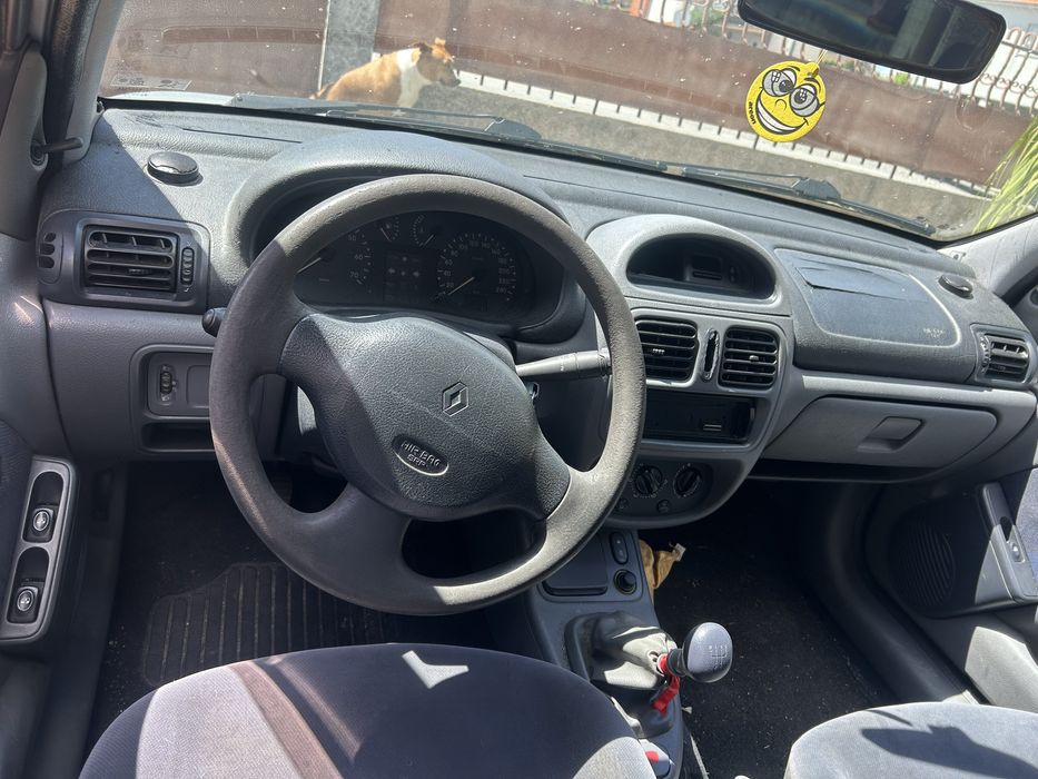 Renault Clio 2 1.2 8v