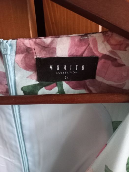 Sukienka w kwiaty, Mohito