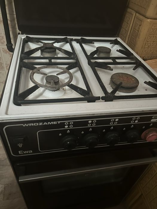 kuchenka gazowy piekarnik