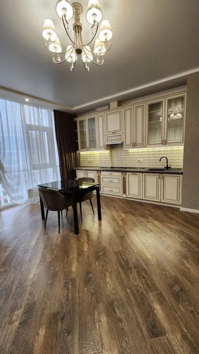 Кадор Таирова ЖК 5 Жемчужина, 3-комнатная 94 м², кухня-гостиная 45 м² - View 4