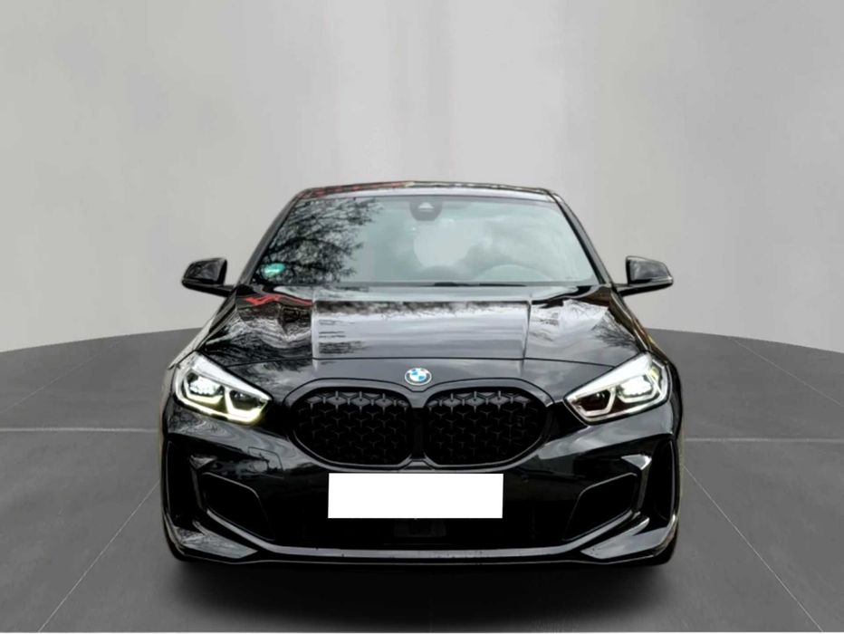 BMW M135i xDrive — photo 2