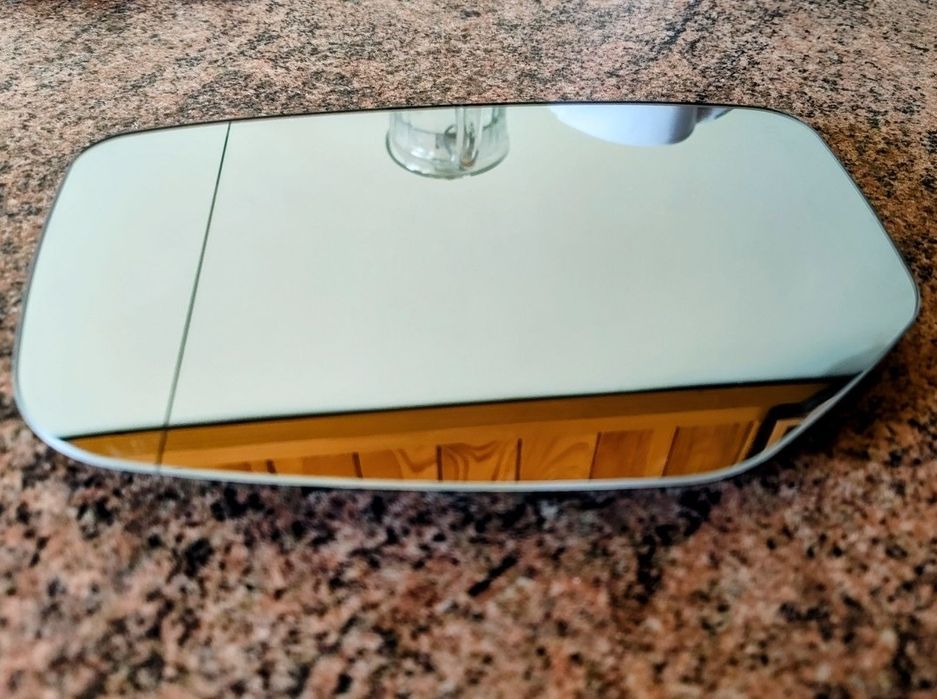 Зеркальний елемент вкладиш скло лівого дзеркала Honda Crosstour Хонда