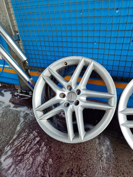 19 5×112 Alufelgi Audi A3 A4 A6 A8 Q5 Q3 Komplet Orginał