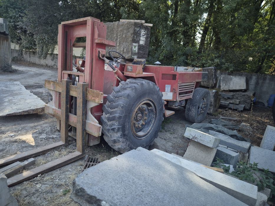 Empilhador Manitou 15000kg