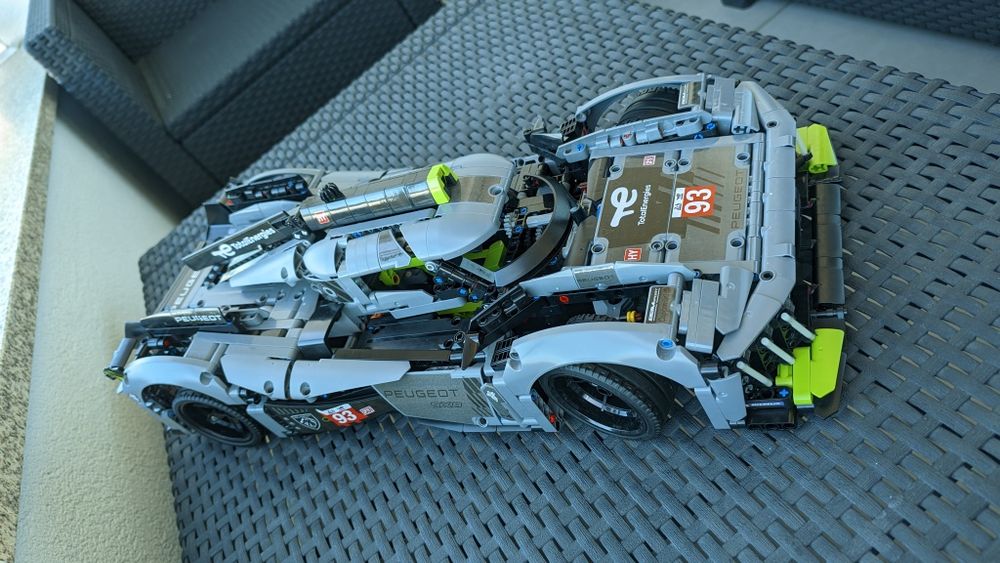 PEUGEOT 9X8 24H Le Mans Hybrid Hypercar technic de 1775 peças