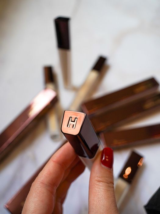 Консилер Hourglass Vanish Airbrush concealer