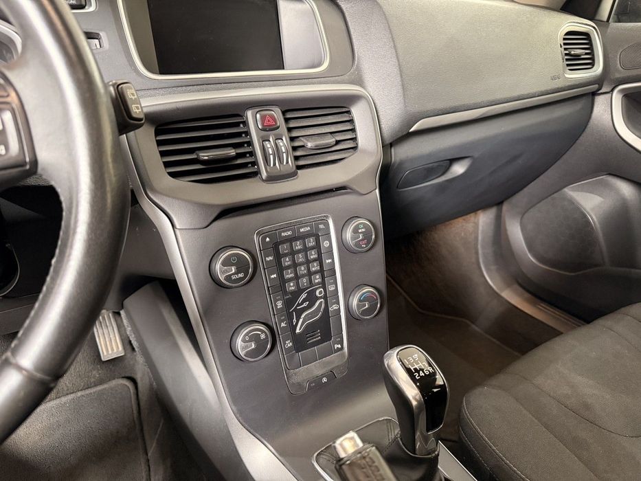 Volvo V40 2.0 D2 Momentum