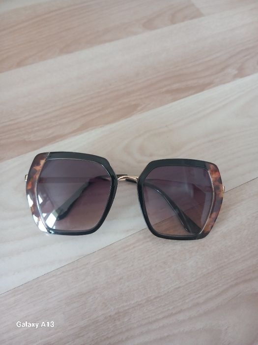 Guess oryginalne okulary przeciwsłoneczne