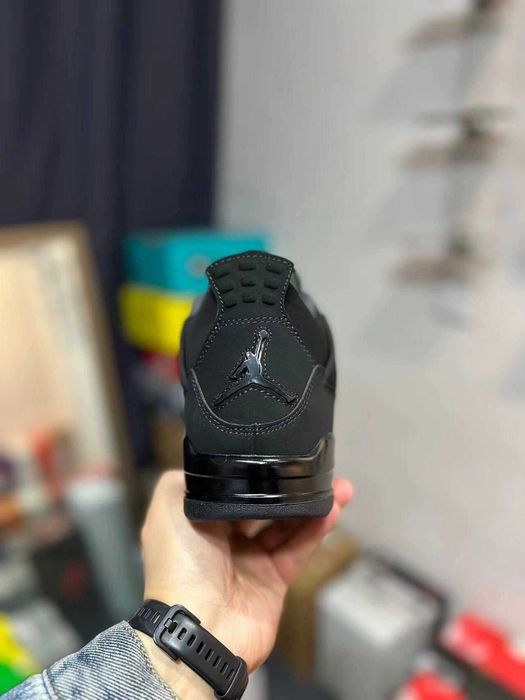 AJ4_Retro_Black_Cat 43