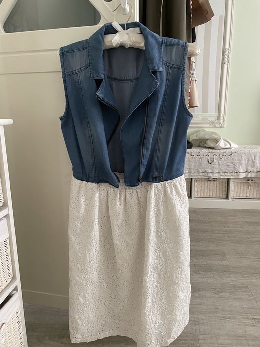 Продам плаття для дівчинки