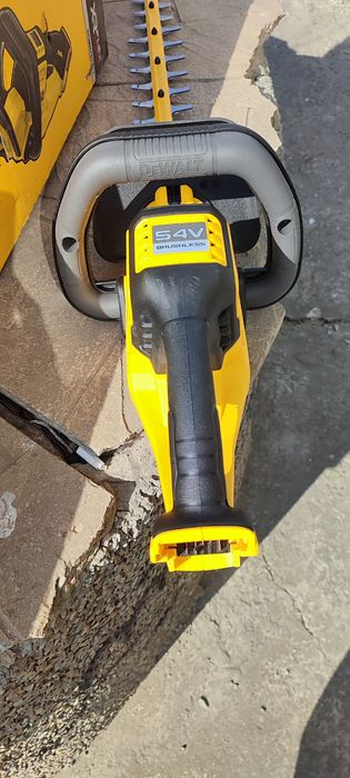 DeWalt dcmht573 кущоріз акумуляторний 54 v Оригінал
