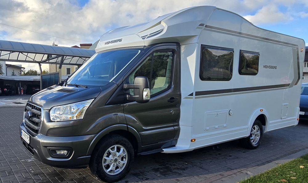 WEINSBERG Cara Suite 650MF будинок на колесах