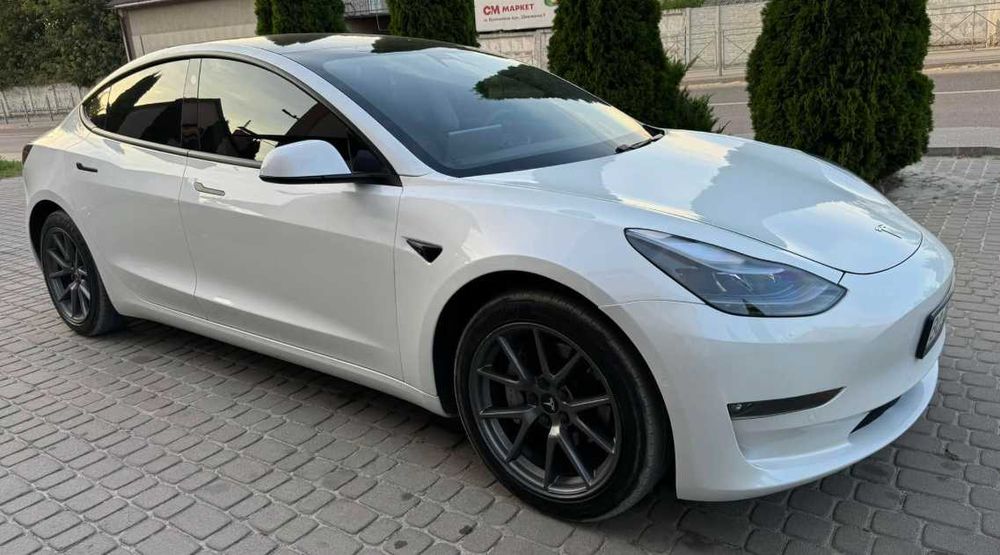 Tesla Model 3 Long Range AWD 2021