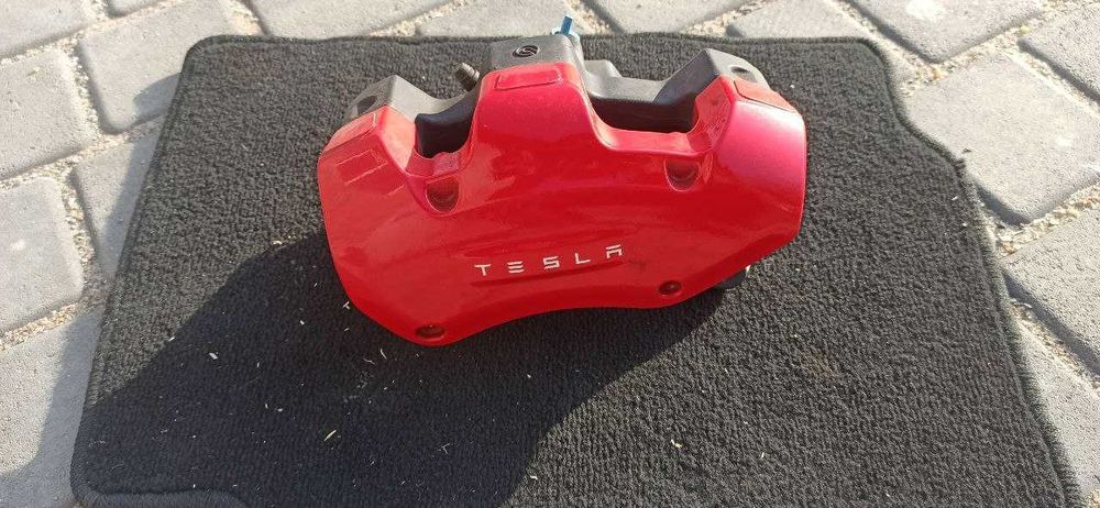 Суппорт Tesla model 3/Y performance