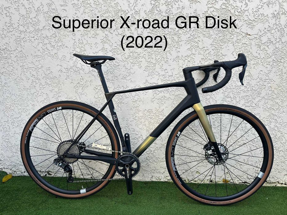У продажу карбоновий гравійний велосипед Superior Shimano GRX 815 di2