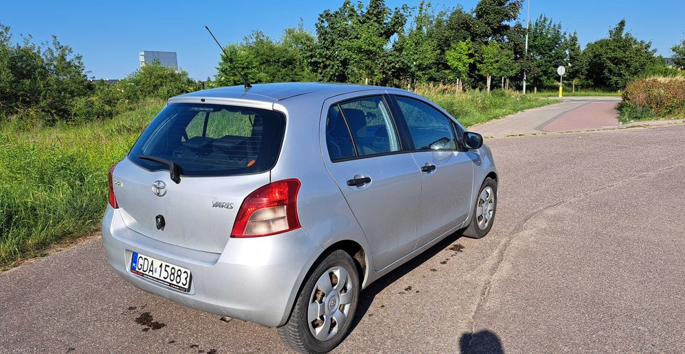 Sprzedam Toyotę Yaris