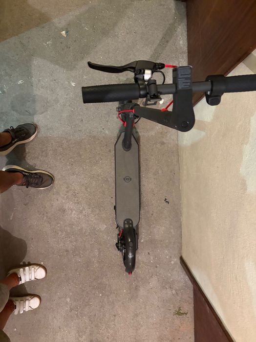 Trotinete elétrica iWatMotion iWatRoad R9 preto - bateria semFuncionar