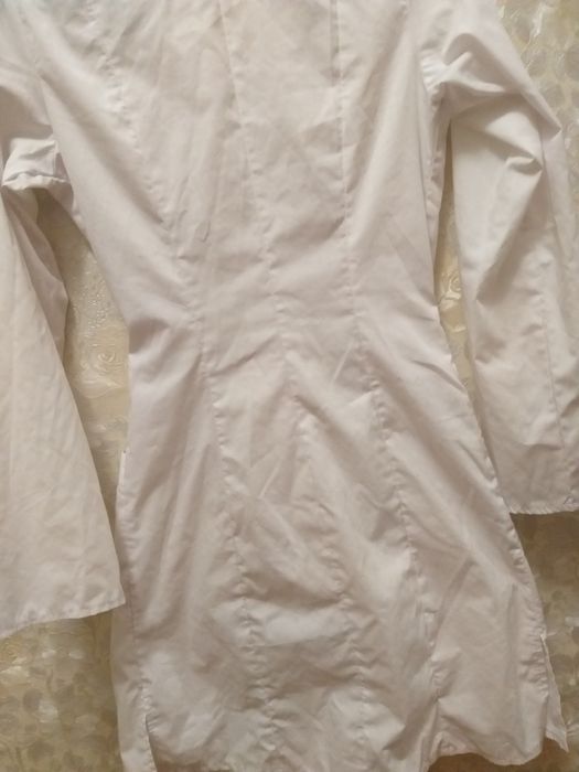 Білий халат медичний