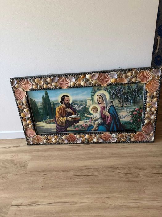Quadro religioso com moldura de conchas (Sagrada Família)
