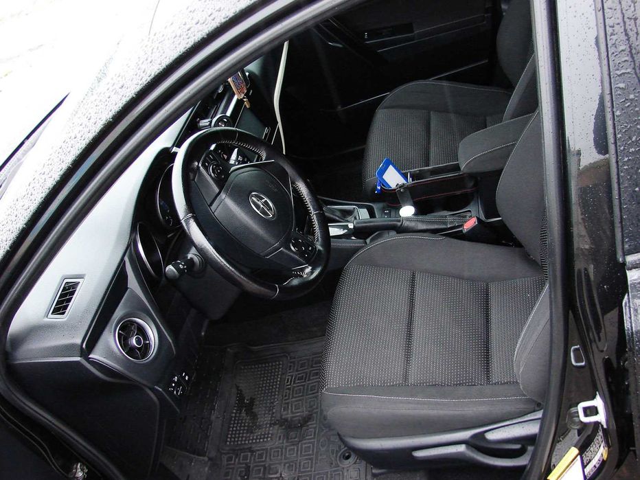 Scion IM (Toyota Auris) 1.8 АВТОМАТ 2016 год