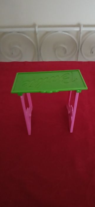 Mesa/escrivaninha Barbie