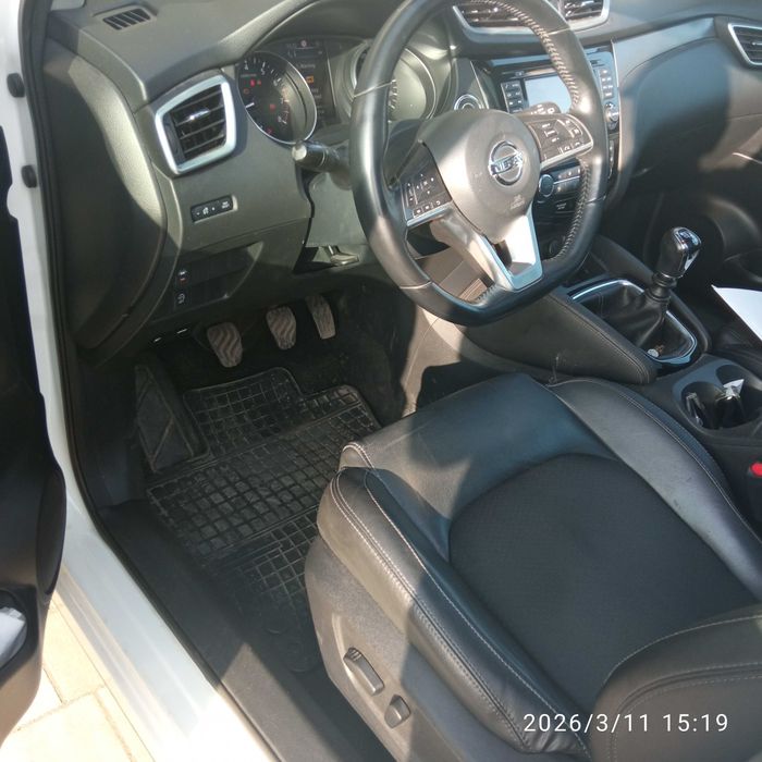 Nissan  qashqai 1.6 Dig-T  163 KM - tekna  panorama