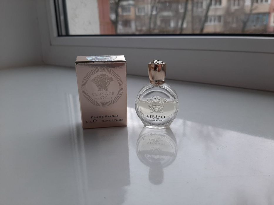 Парфумована вода Versace eros women