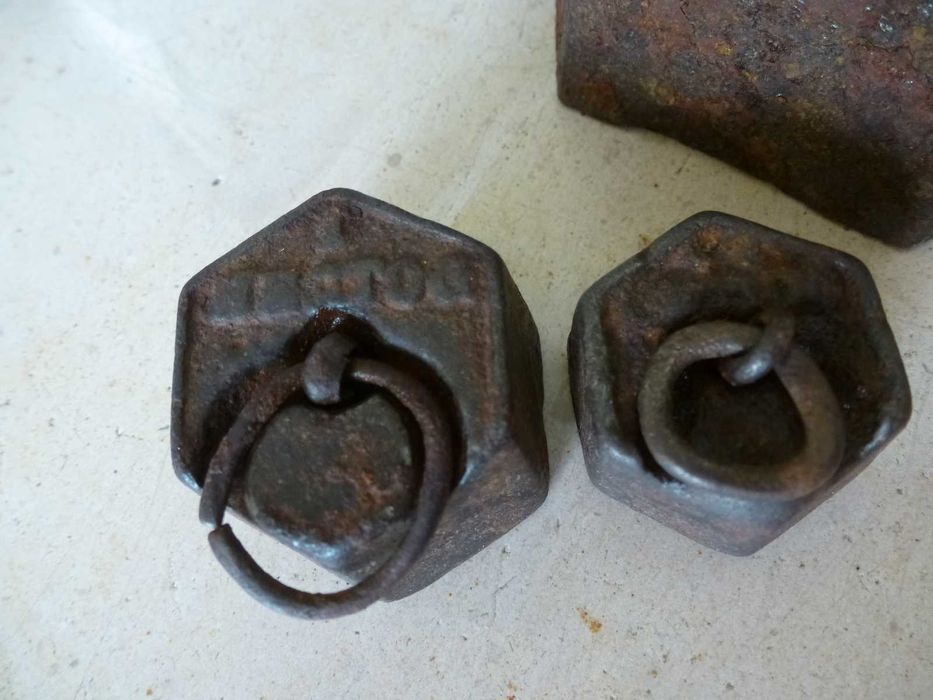 Three Antique Scale Weights423379485013452801