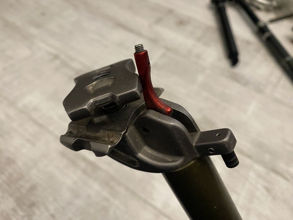 S09 Sztyca regulowana KS Kind Shock i900R rozmiar 31.6