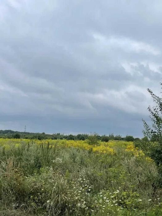Продаж ділянки в с.Наварія