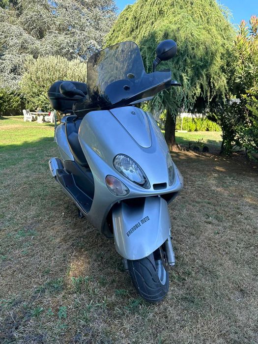 Yamaha 125cc como nova