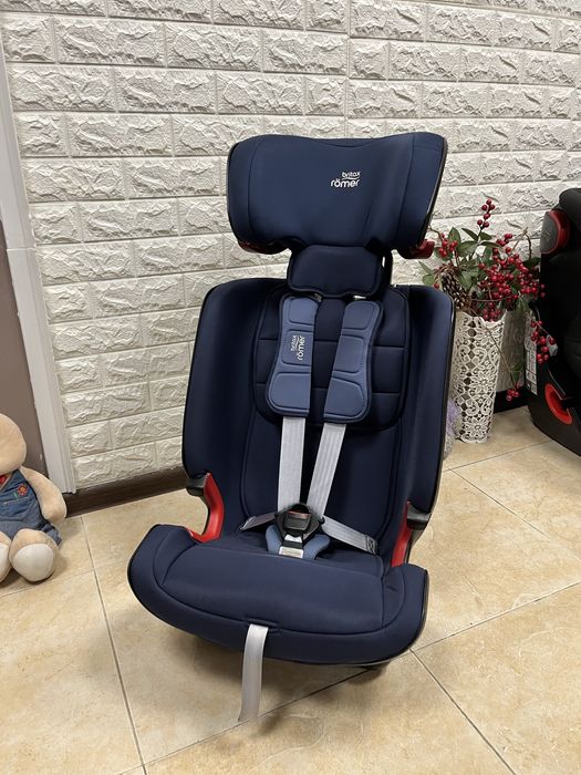 Автокрісло Britax Romer ADVANSAFIX IV R Група 1/2/3 (9-36кг)