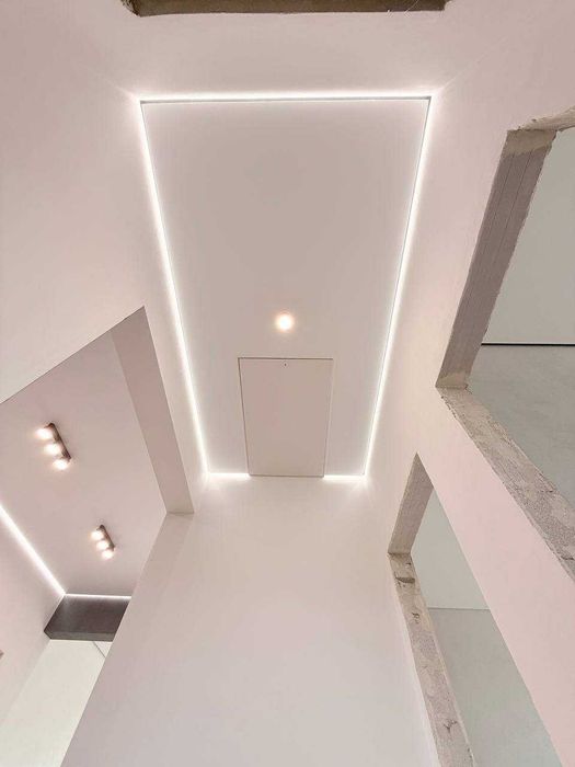 Натяжні стелі (Натяжна стеля) - Натяжные потолки (Натяжной потолок)