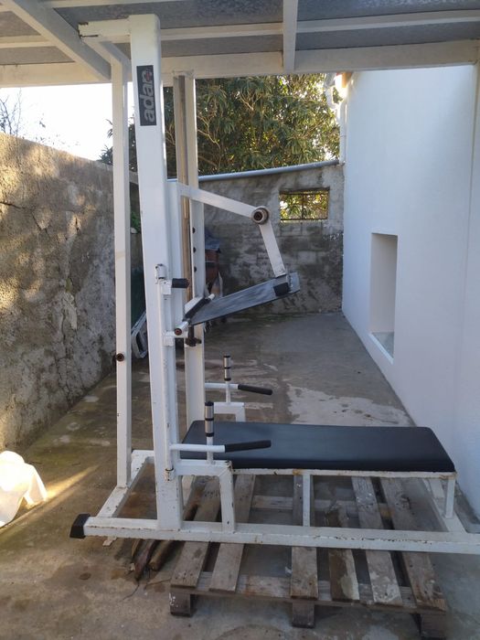 Leg press de 90 graus da adan sport