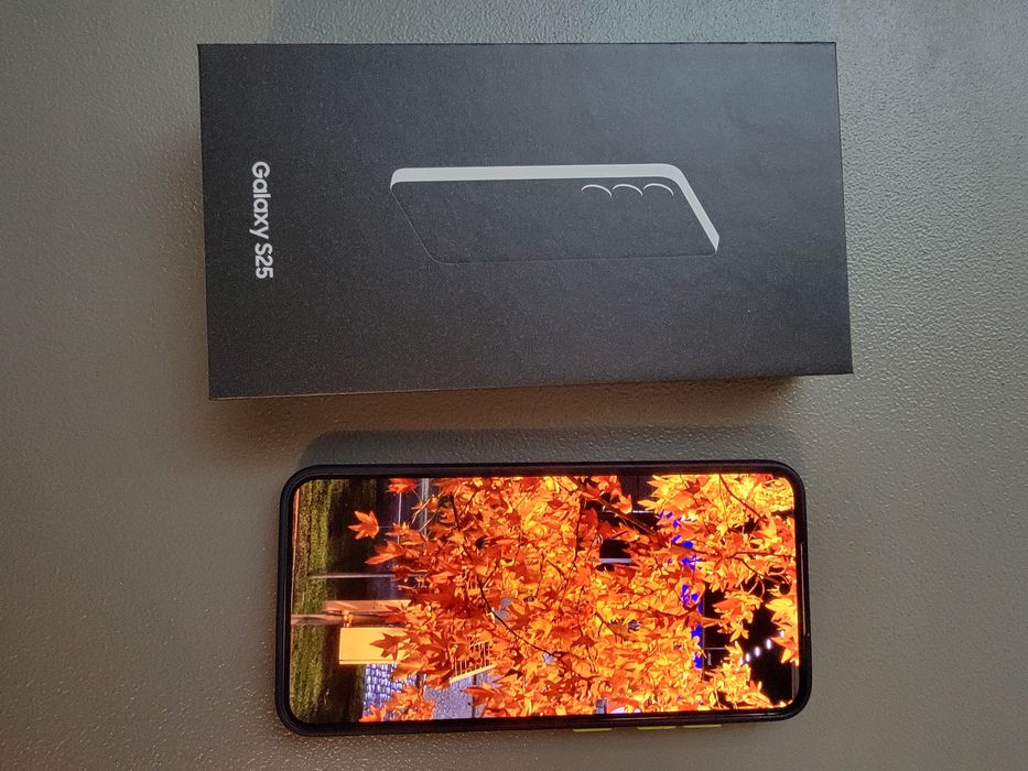 Samsung S25 - 256GB como novo - com fatura de compra